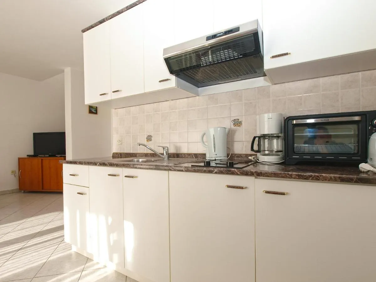 Apartments Mira 1978 Porec